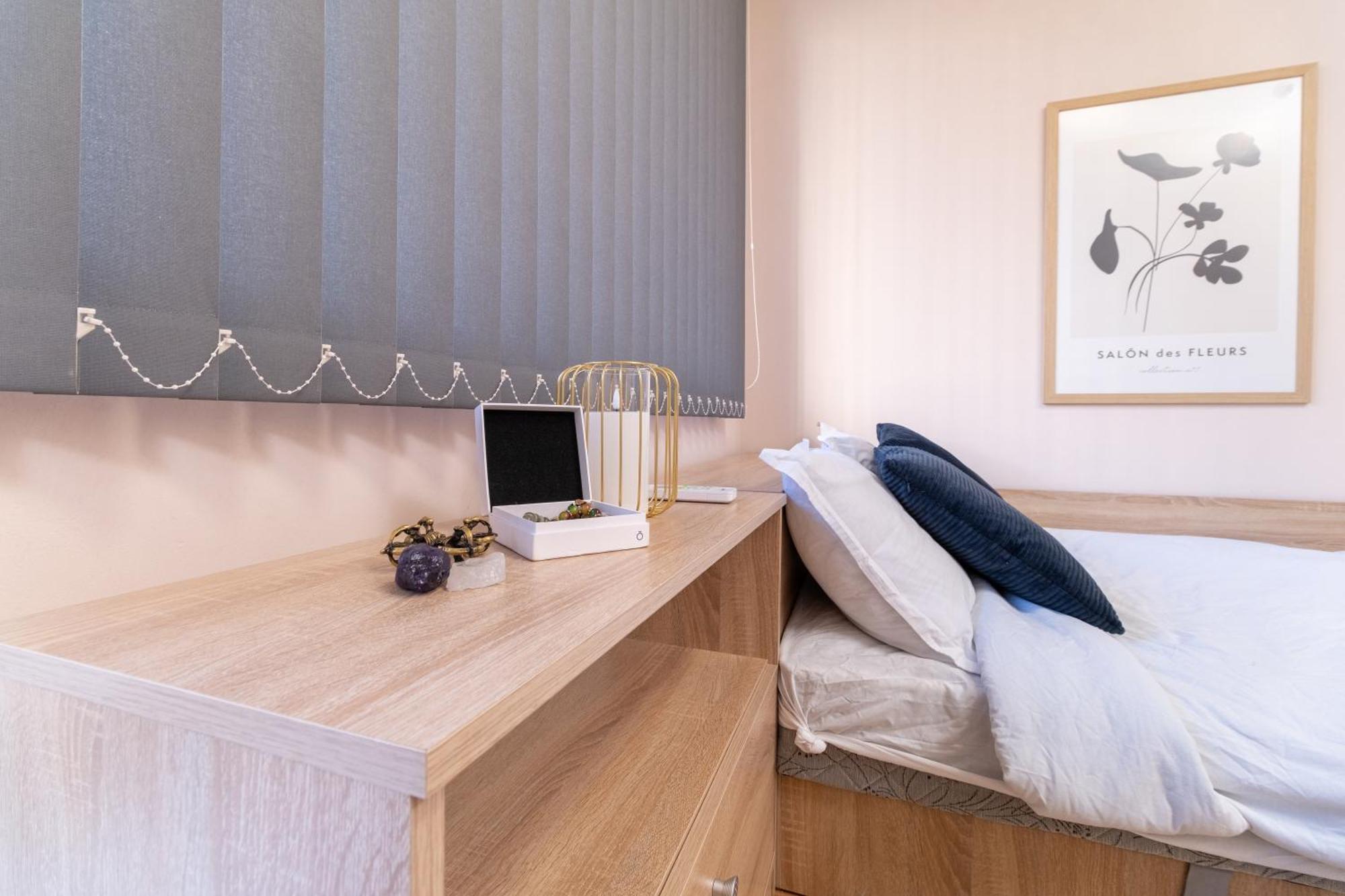 Comfortable 2Br Urban Getaway In City Center Plovdiv Exterior foto